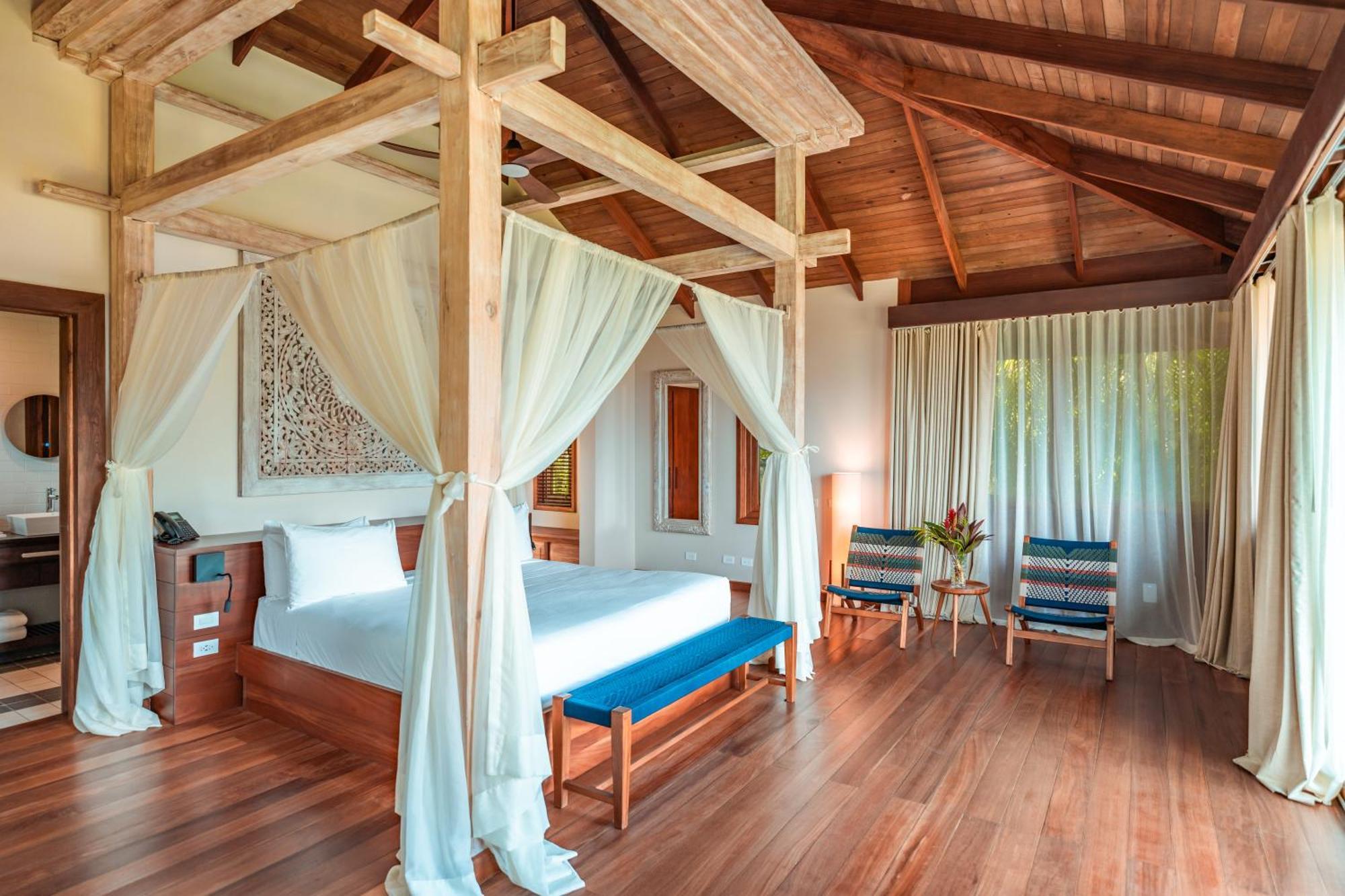 La Coralina Island House Hotel Bocas del Toro Exterior photo